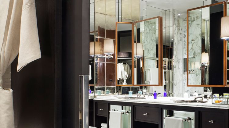 Rosewood London Room