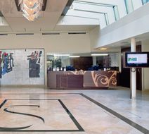 Hotel Sandwirth Lobby