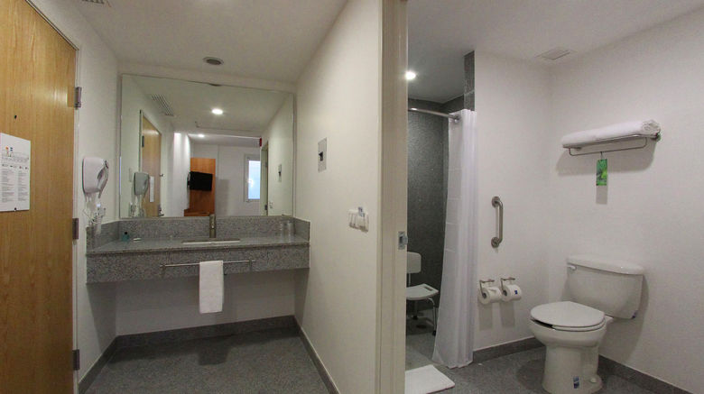 <b>One Guadalajara Periferico Poniente Room</b>. Images powered by <a href="https://www.leonardoworldwide.com/" title="Leonardo Worldwide" target="_blank">Leonardo</a>.