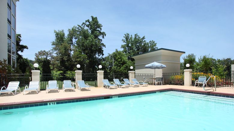 <b>Holiday Inn Asheville-Biltmore West Pool</b>. Images powered by <a href="https://www.leonardoworldwide.com/" title="Leonardo Worldwide" target="_blank">Leonardo</a>.