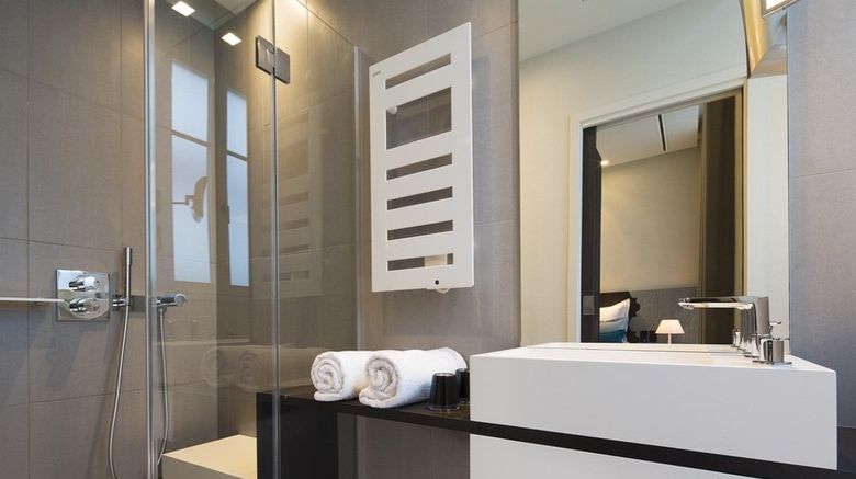 <b>Hotel D Strasbourg Room</b>. Images powered by <a href="https://www.leonardoworldwide.com/" title="Leonardo Worldwide" target="_blank">Leonardo</a>.