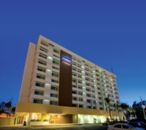 Staybridge Suites Guadalajara Expo Exterior