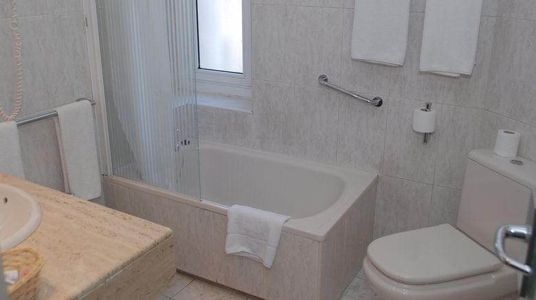 <b>Hotel El Castell Room</b>. Images powered by <a href="https://www.leonardoworldwide.com/" title="Leonardo Worldwide" target="_blank">Leonardo</a>.