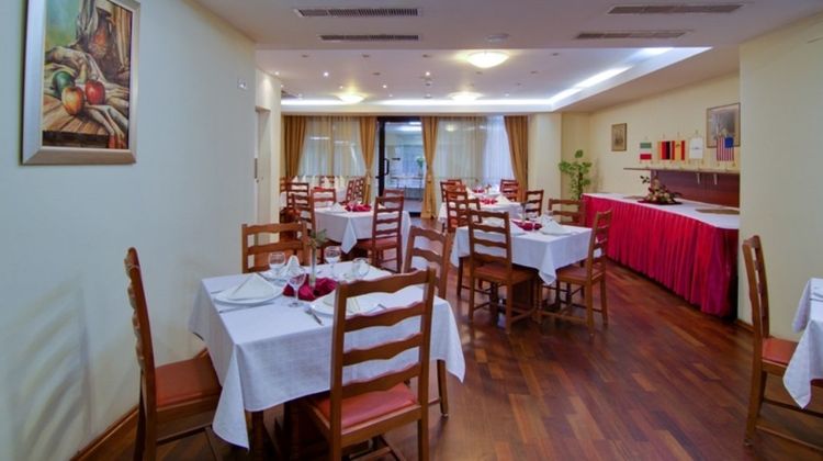 Armonia Hotel Restaurant