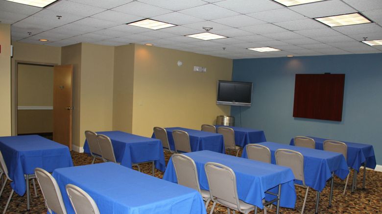 <b>Holiday Inn Express Meeting</b>. Images powered by <a href="https://www.leonardoworldwide.com/" title="Leonardo Worldwide" target="_blank">Leonardo</a>.