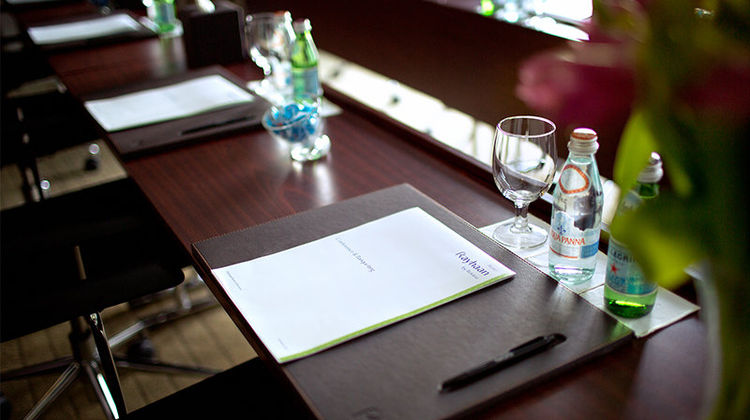 Rose Rayhaan by Rotana Meeting