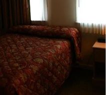 Madison Avenue Beach Club Room