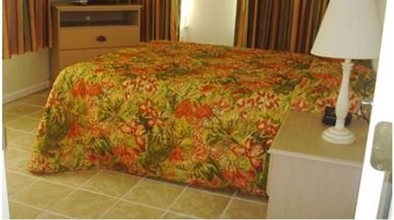 <b>Madison Avenue Beach Club Room</b>. Images powered by <a href="https://www.leonardoworldwide.com/" title="Leonardo Worldwide" target="_blank">Leonardo</a>.