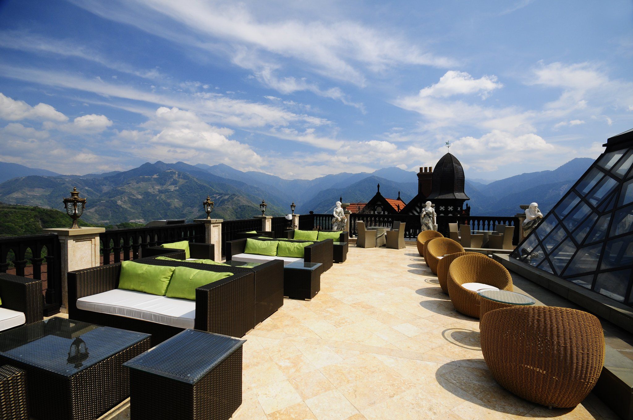 The Old England Manor- Nantou, Taiwan Hotels- Deluxe Hotels in