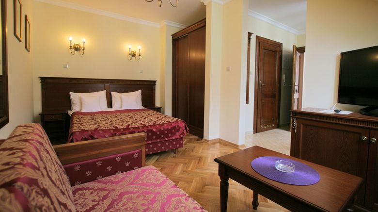 <b>Dpminican Gate Apartments Room</b>. Images powered by <a href="https://www.leonardoworldwide.com/" title="Leonardo Worldwide" target="_blank">Leonardo</a>.