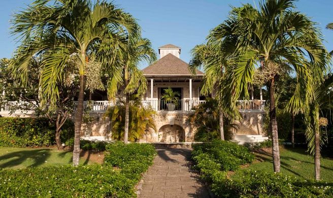 Cotton House Resort Exterior