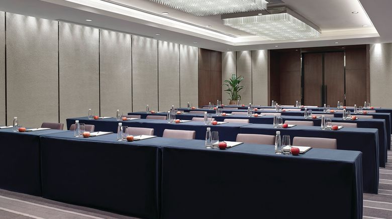 <b>Langham Place, Ningbo Culture Plaza Meeting</b>. Images powered by <a href="https://www.leonardoworldwide.com/" title="Leonardo Worldwide" target="_blank">Leonardo</a>.