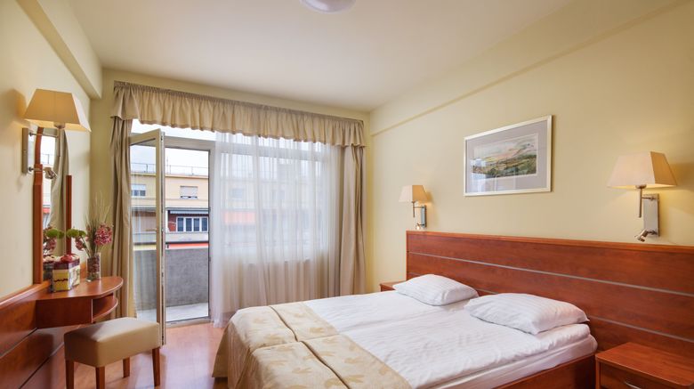 <b>Hotel Benczur Room</b>. Images powered by <a href="https://www.leonardoworldwide.com/" title="Leonardo Worldwide" target="_blank">Leonardo</a>.