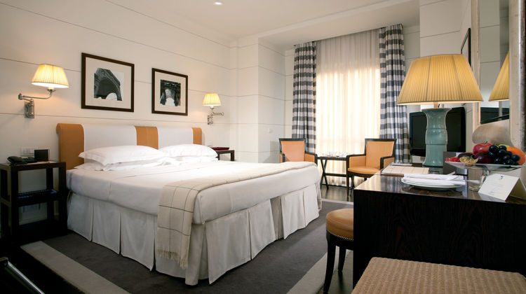 Gallery Hotel Art Room