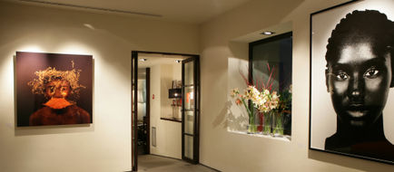 Gallery Hotel Art Lobby