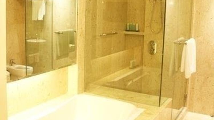 Hotel Equatorial Ho Chi Minh City Room