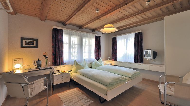 <b>Hotel LINDE Stettlen Room</b>. Images powered by <a href="https://www.leonardoworldwide.com/" title="Leonardo Worldwide" target="_blank">Leonardo</a>.
