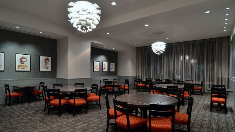 <b>Loews Hollywood Hotel Restaurant</b>. Images powered by <a href="https://www.leonardoworldwide.com/" title="Leonardo Worldwide" target="_blank">Leonardo</a>.