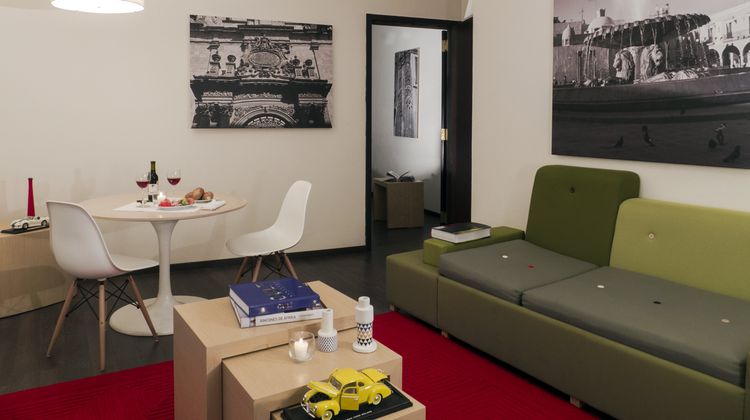 Fiesta Inn Leon Suite