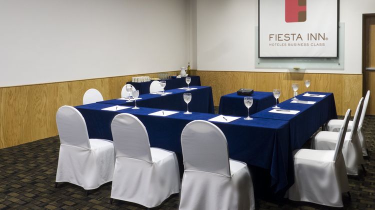Fiesta Inn Leon Meeting