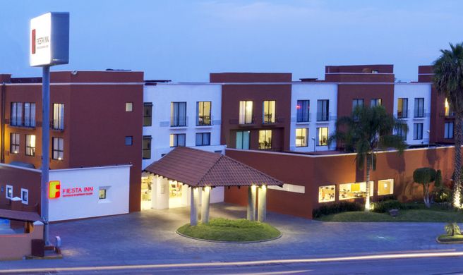 Fiesta Inn Leon Exterior