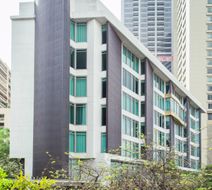Maduzi Hotel Bangkok Exterior