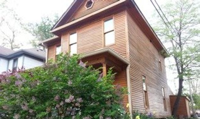 Persimmon Inn Exterior