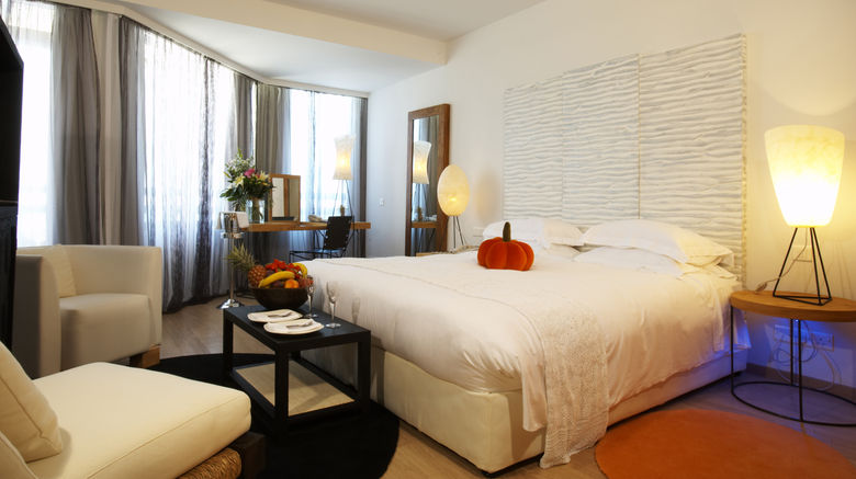 <b>Londa Beach Hotel Room</b>. Images powered by <a href="https://www.leonardoworldwide.com/" title="Leonardo Worldwide" target="_blank">Leonardo</a>.