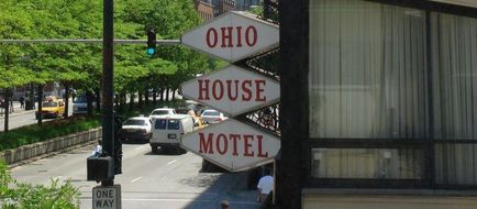 Ohio House Motel Exterior
