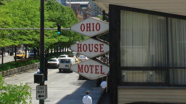 Ohio House Motel Exterior