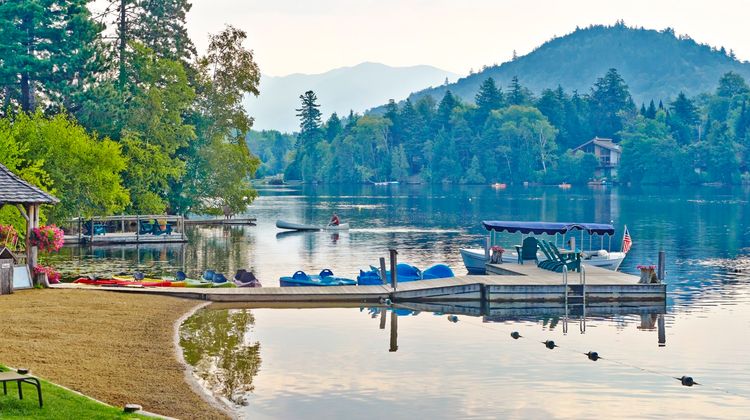 Mirror Lake Inn Resort & Spa Beach
