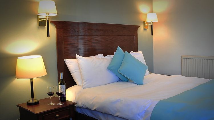 Red Lion Hotel Room