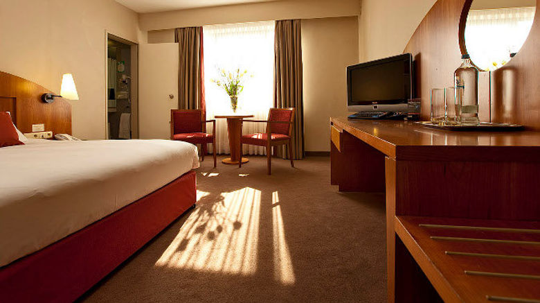 <b>Astoria Hotel Antwerp Room</b>. Images powered by <a href="https://www.leonardoworldwide.com/" title="Leonardo Worldwide" target="_blank">Leonardo</a>.