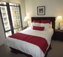 Churchill at 425 Mass Apartments Suite