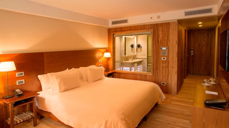 <b>Arakur Ushuaia Resort & Spa Room</b>. Images powered by <a href="https://www.leonardoworldwide.com/" title="Leonardo Worldwide" target="_blank">Leonardo</a>.