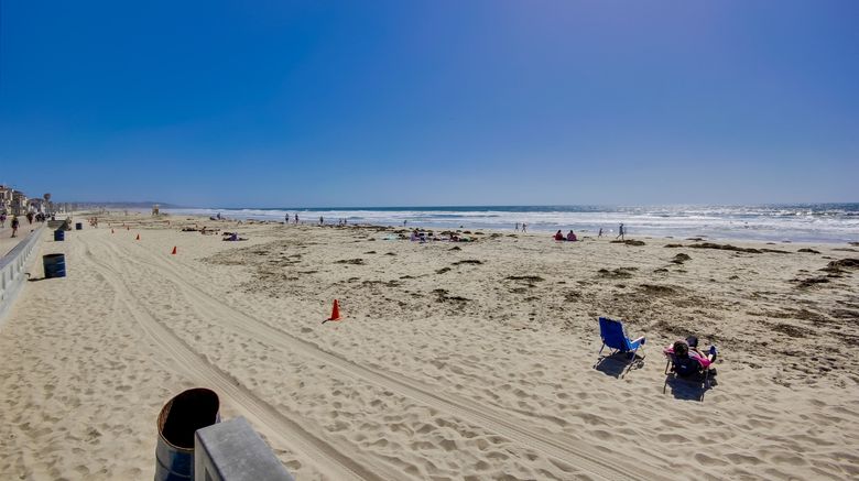 <b>Surfer Beach Hotel Beach</b>. Images powered by <a href="https://www.leonardoworldwide.com/" title="Leonardo Worldwide" target="_blank">Leonardo</a>.