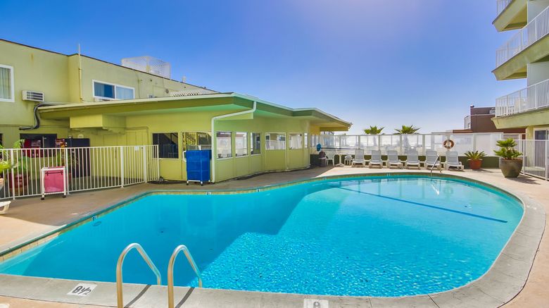 <b>Surfer Beach Hotel Pool</b>. Images powered by <a href="https://www.leonardoworldwide.com/" title="Leonardo Worldwide" target="_blank">Leonardo</a>.