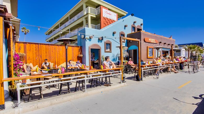 <b>Surfer Beach Hotel Restaurant</b>. Images powered by <a href="https://www.leonardoworldwide.com/" title="Leonardo Worldwide" target="_blank">Leonardo</a>.