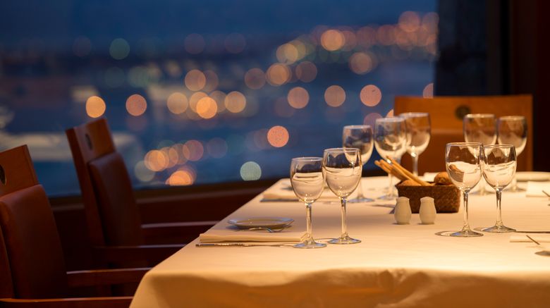 <b>Arakur Ushuaia Resort & Spa Restaurant</b>. Images powered by <a href="https://www.leonardoworldwide.com/" title="Leonardo Worldwide" target="_blank">Leonardo</a>.