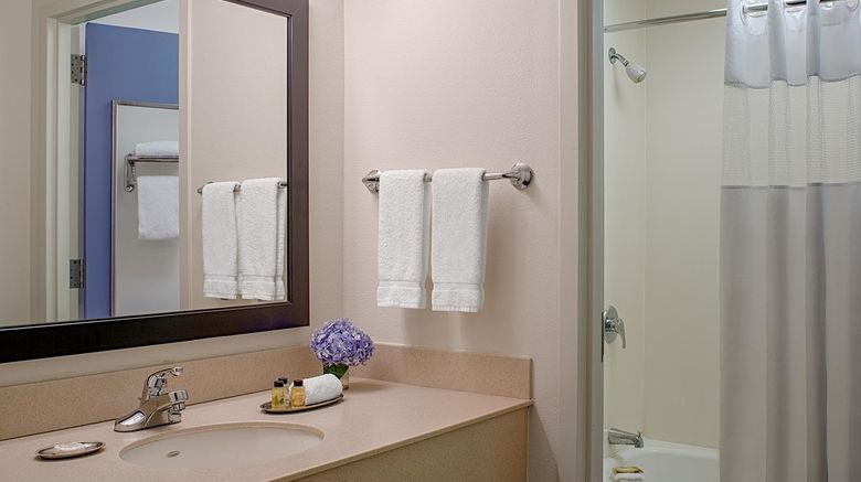 <b>Federal City Inn & Suites Room</b>. Images powered by <a href="https://www.leonardoworldwide.com/" title="Leonardo Worldwide" target="_blank">Leonardo</a>.