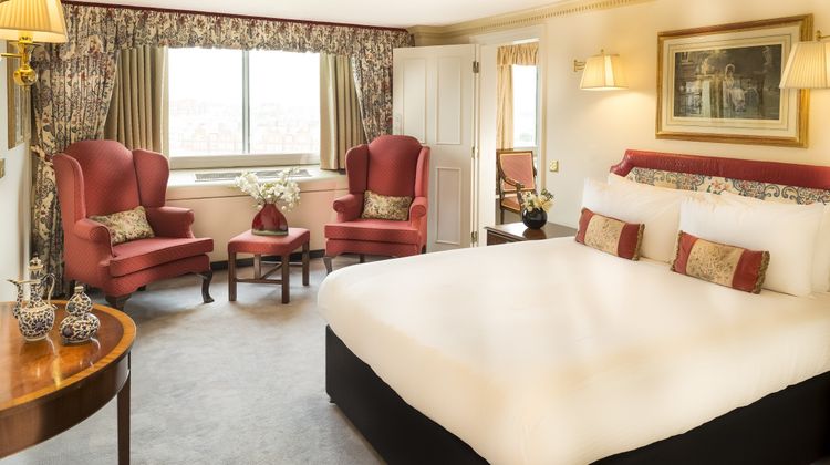 Copthorne Tara Hotel London Kensington Suite