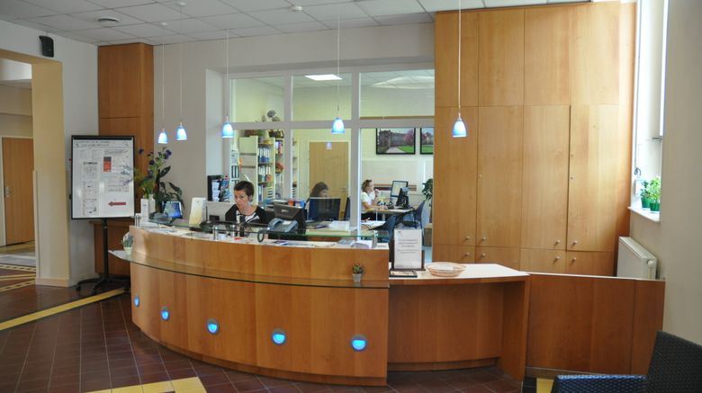 <b>Domaine Lyon Saint Joseph Lobby</b>. Images powered by <a href="https://www.leonardoworldwide.com/" title="Leonardo Worldwide" target="_blank">Leonardo</a>.