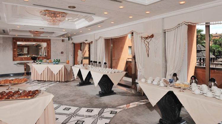 Royal Hotel Carlton Meeting