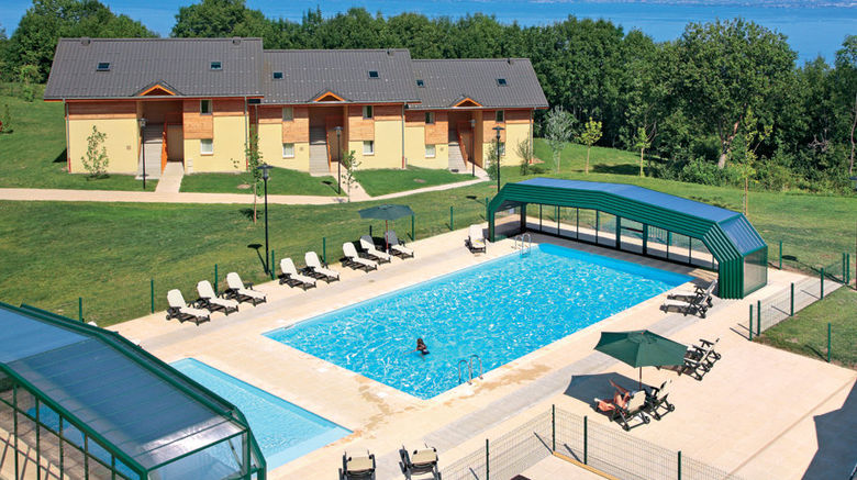 <b>Park & Suites Evian-Lugrin Pool</b>. Images powered by <a href="https://www.leonardoworldwide.com/" title="Leonardo Worldwide" target="_blank">Leonardo</a>.