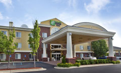 Holiday Inn Express & Suites Woodhaven