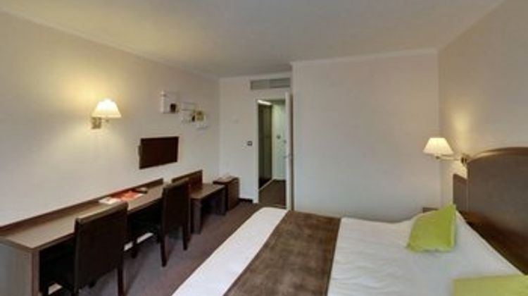 Brit Hotel Cahors - Le France Room