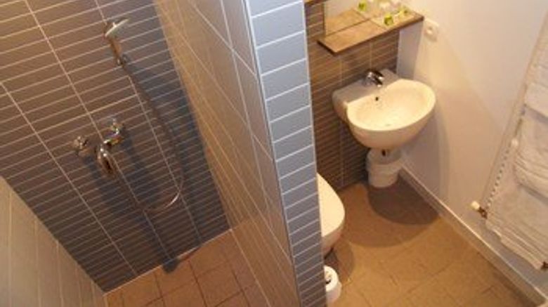 <b>Hotel Des Cedres Room</b>. Images powered by <a href="https://www.leonardoworldwide.com/" title="Leonardo Worldwide" target="_blank">Leonardo</a>.