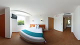 <b>One Cancun Centro Room</b>. Virtual Tours powered by <a href="https://www.leonardoworldwide.com/" title="Leonardo Worldwide" target="_blank">Leonardo</a>.