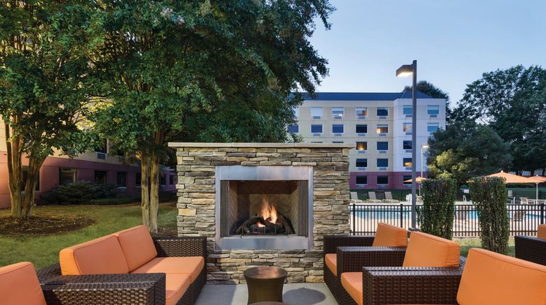 <b>CLT Sky Suites Recreation</b>. Images powered by <a href="https://www.leonardoworldwide.com/" title="Leonardo Worldwide" target="_blank">Leonardo</a>.