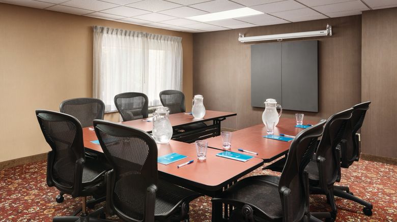 <b>TownePlace Suites Charlotte LoSo Airport Meeting</b>. Images powered by <a href="https://www.leonardoworldwide.com/" title="Leonardo Worldwide" target="_blank">Leonardo</a>.